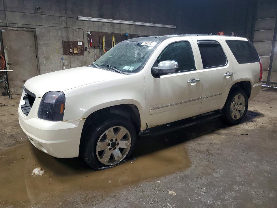 2011 GMC Yukon slt
