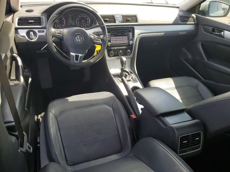 2013 Volkswagen Passat se
