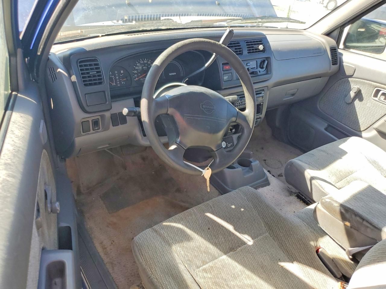 1999 Nissan Frontier King Cab XE