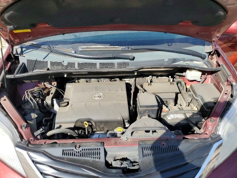 2011 Toyota Sienna