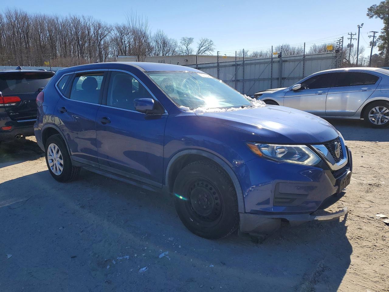 2018 Nissan Rogue s