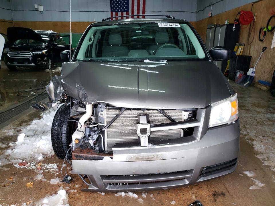 2010 Dodge Grand Caravan Hero