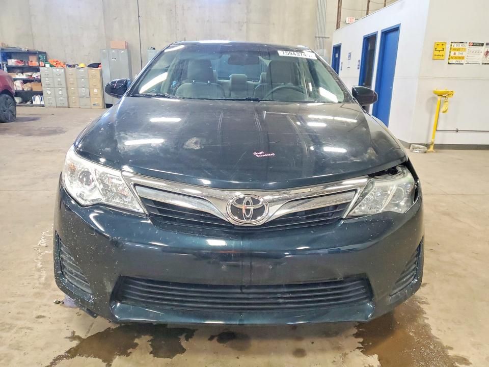 2014 Toyota Camry l