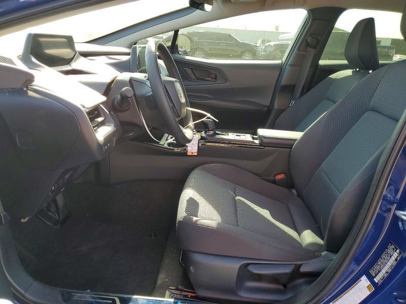 2026 Toyota Prius le