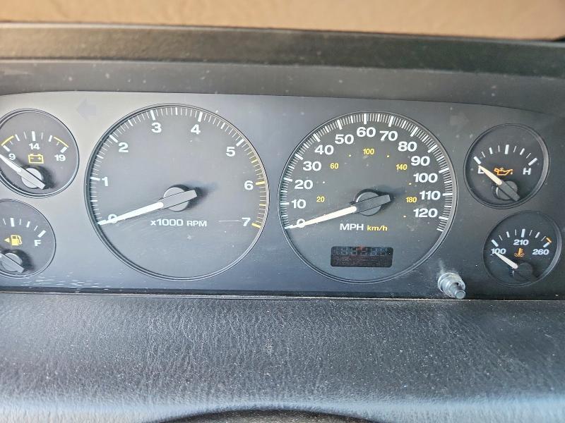 2004 Jeep Grand Cherokee Laredo