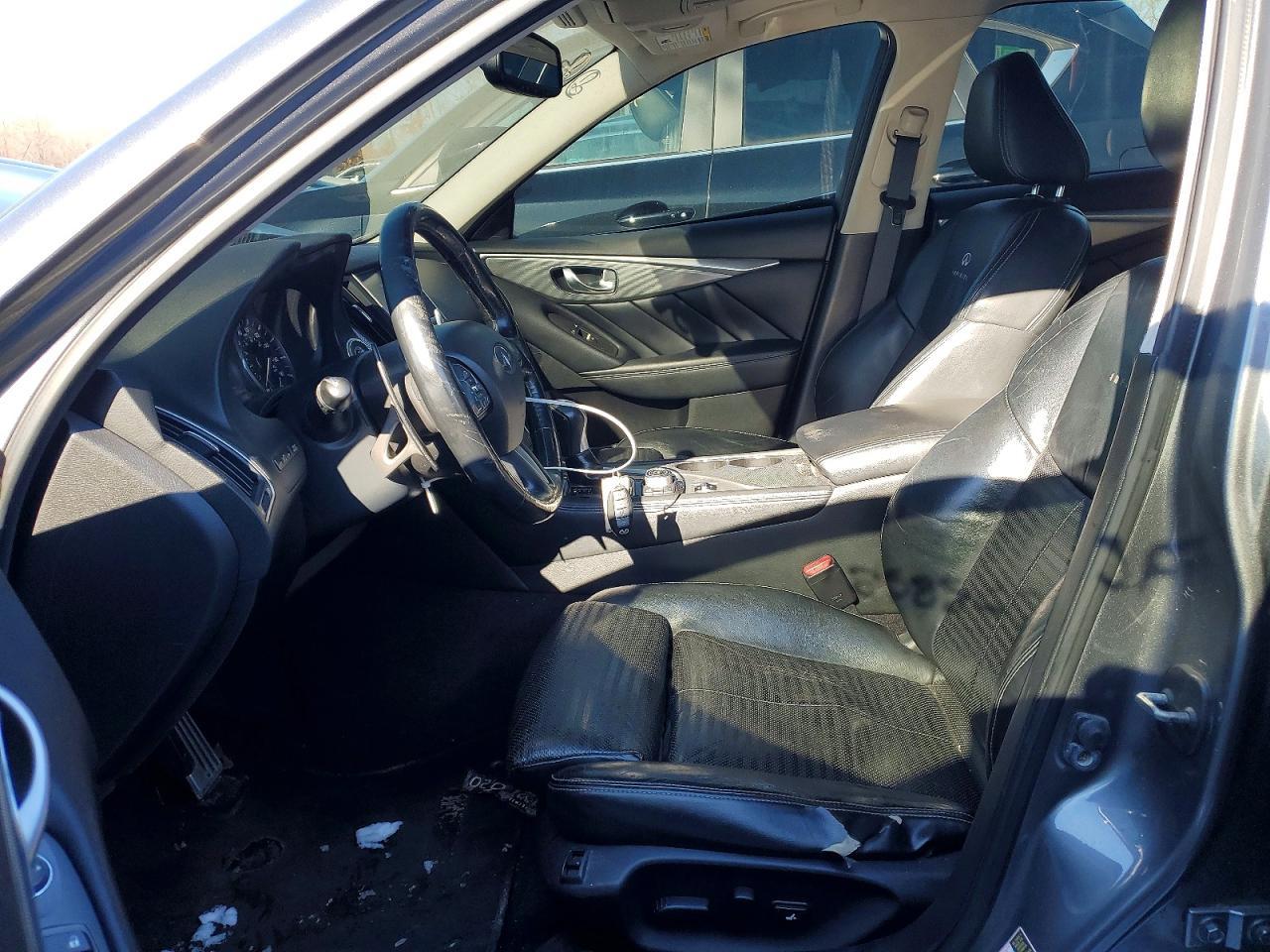 2014 Infinity Q50 Base
