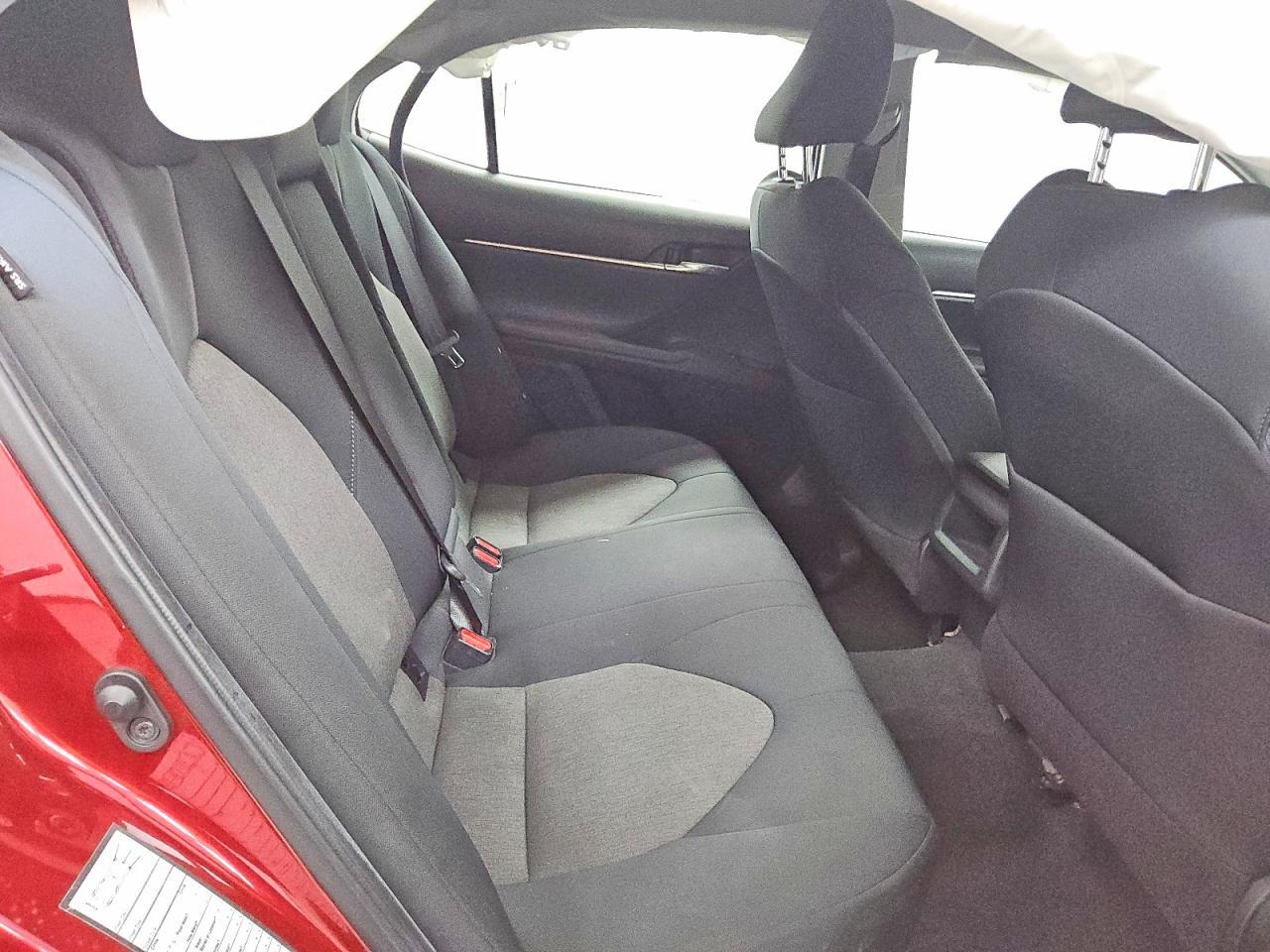 2021 Toyota Camry le