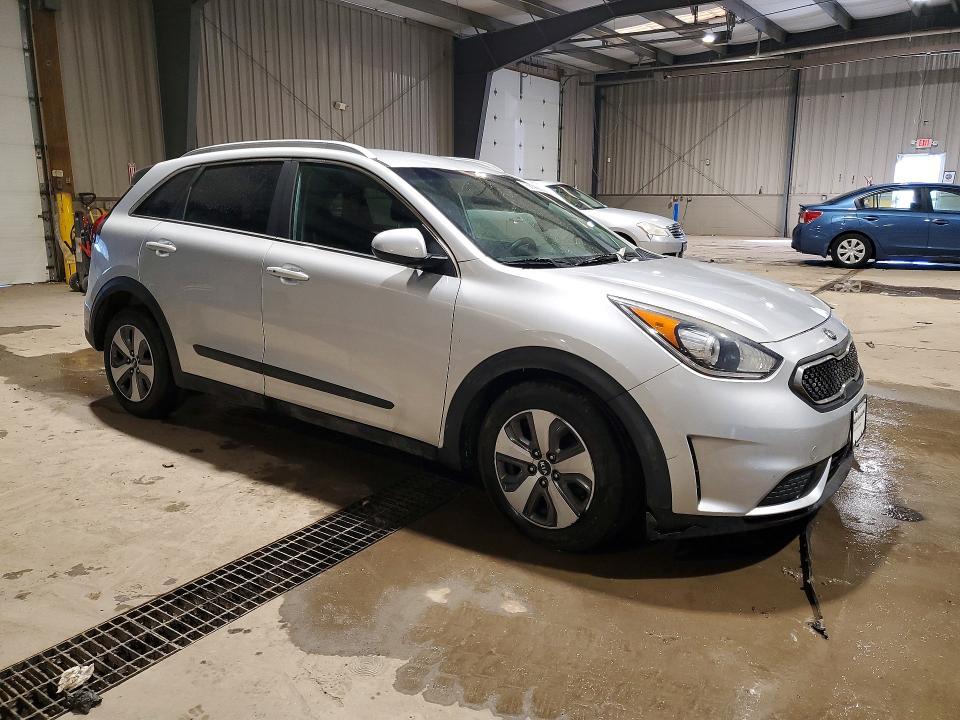 2018 KIA Niro fe