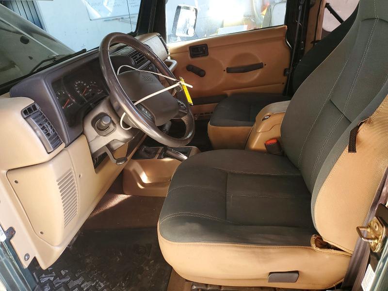 2001 Jeep Wrangler / tj Sahara