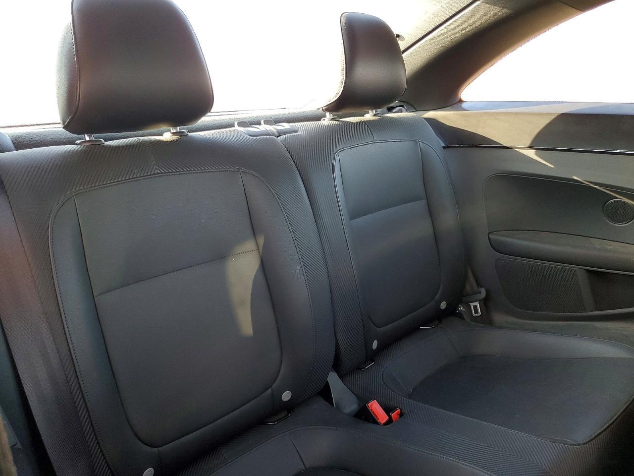 2013 Volkswagen Beetle