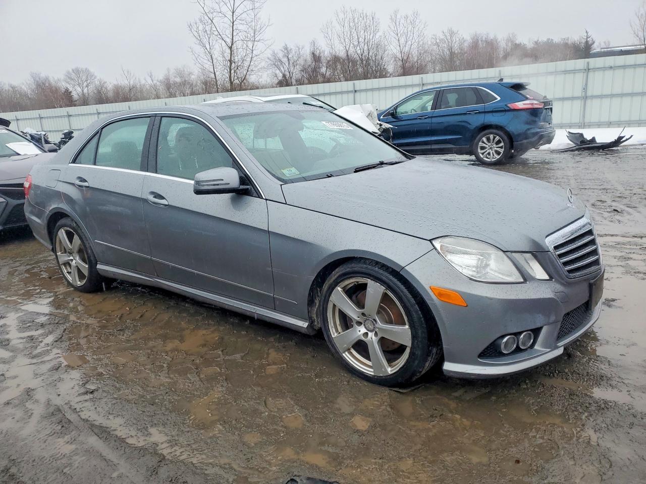 2010 Mercedes-Benz 18 27