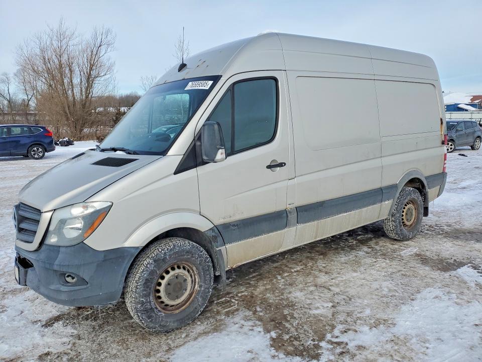 2016 Mercedes-Benz 2016 Mercedes Benz Sprinter 2500 Delivery van