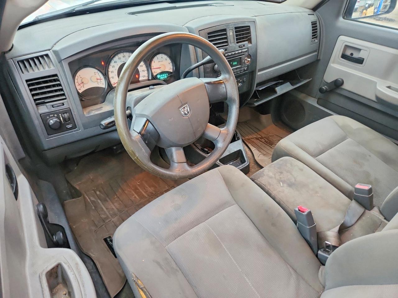 2006 Dodge Dakota st