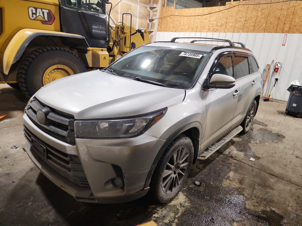 2019 Toyota Highlander se
