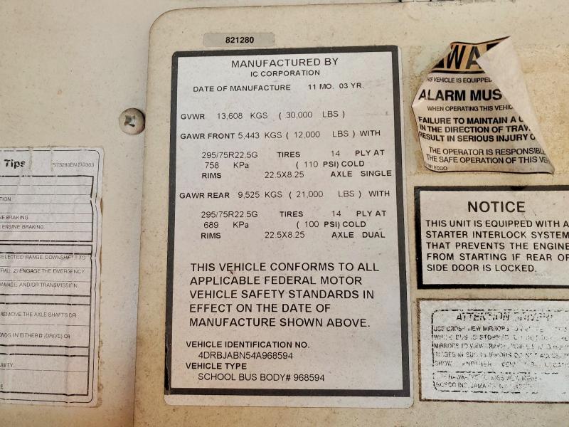 2004 International 2000 Serie-School Bus