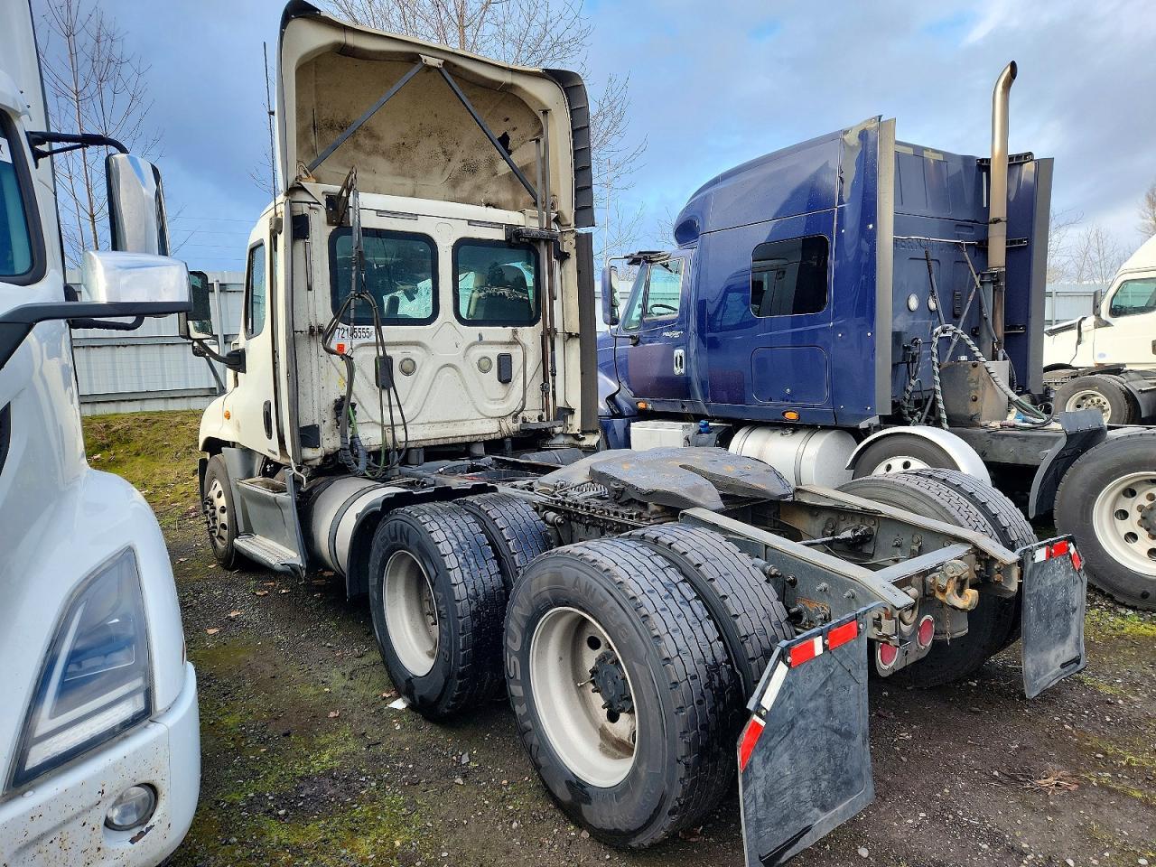 2017 Freightliner Cascadia 125