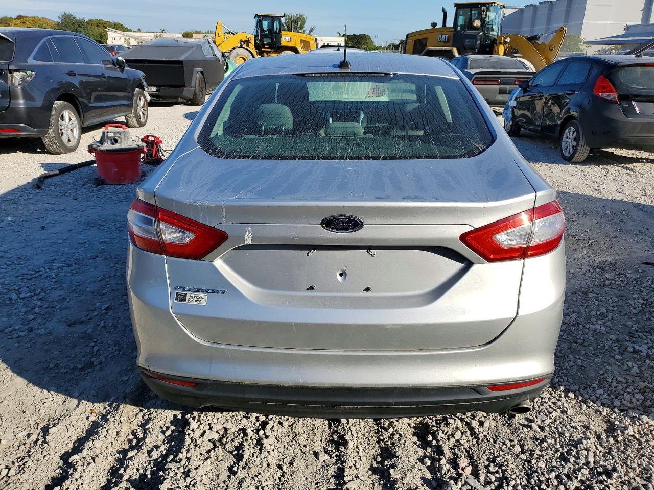 2013 Ford Fusion s