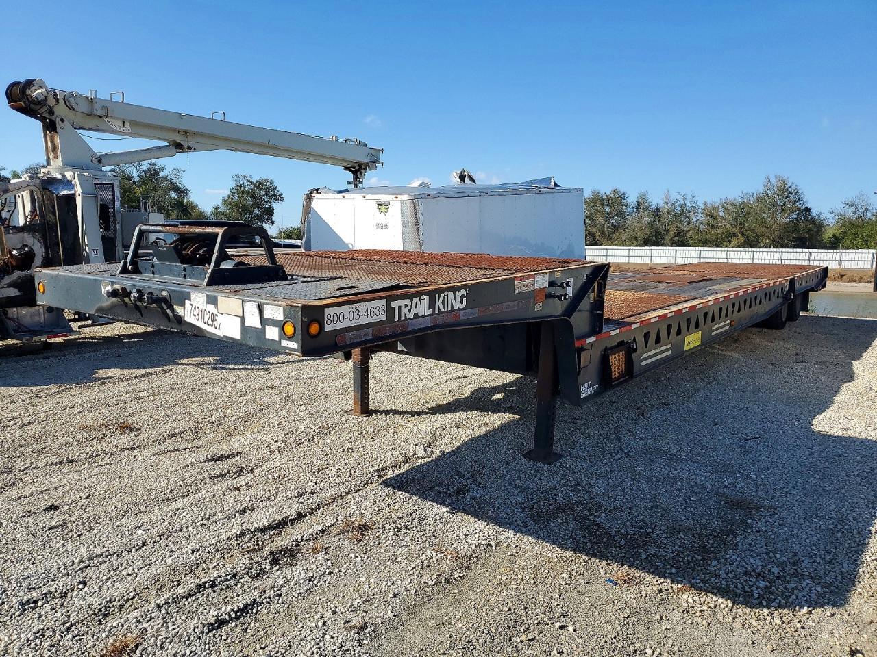 2014 Trail King Trailer