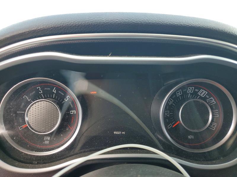 2015 Dodge Challenger sxt Plus