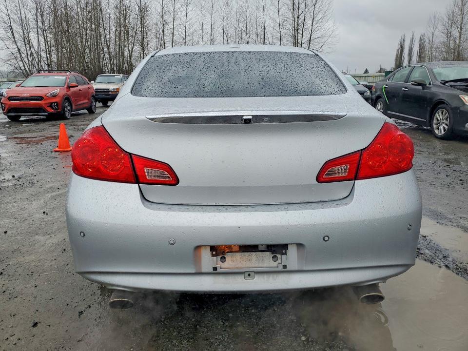 2011 Infiniti G37