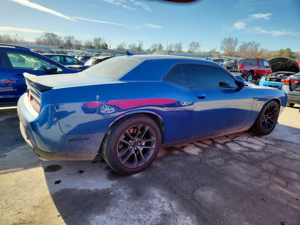 2021 Dodge Challenger r