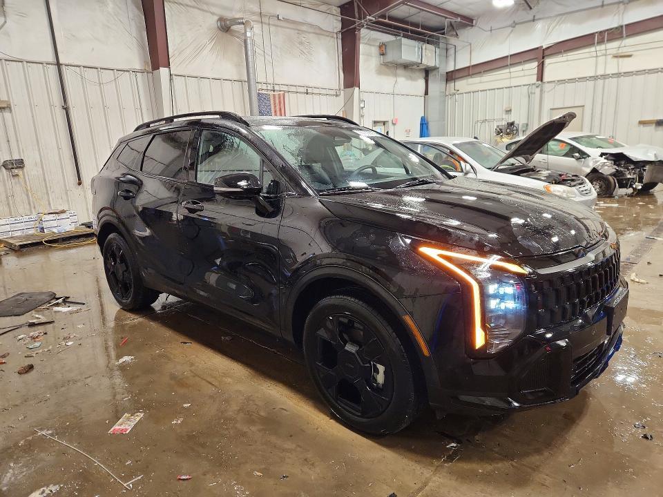 2026 KIA Sportage X-line