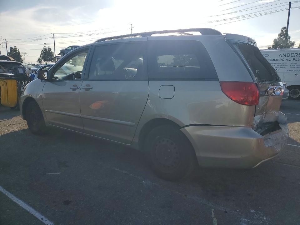 2009 Toyota Sienna ce