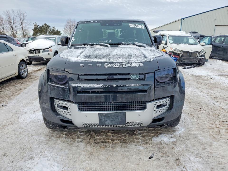 2023 Land Rover Defender 90 s