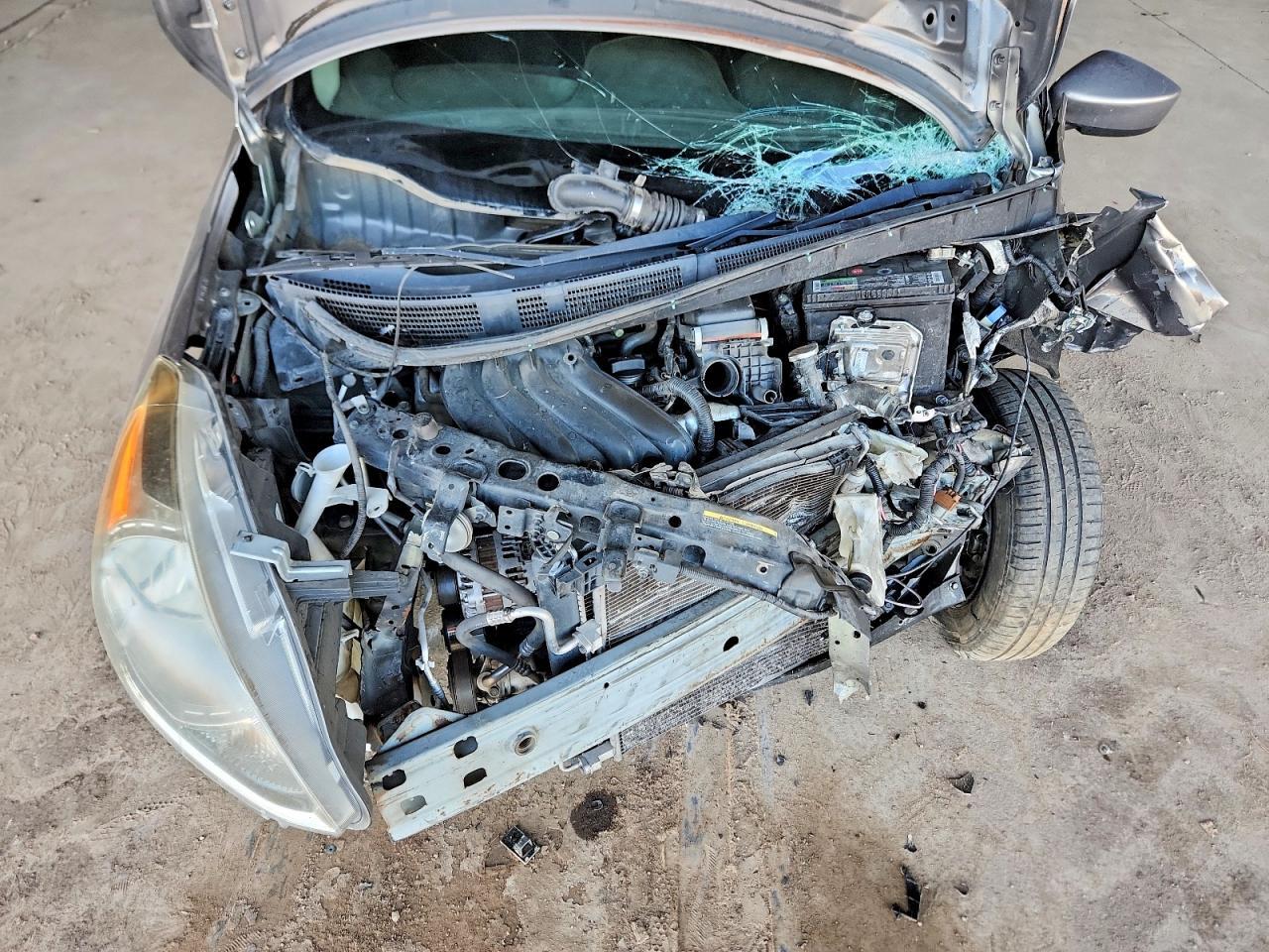 2017 Nissan Versa 1.6 s Plus