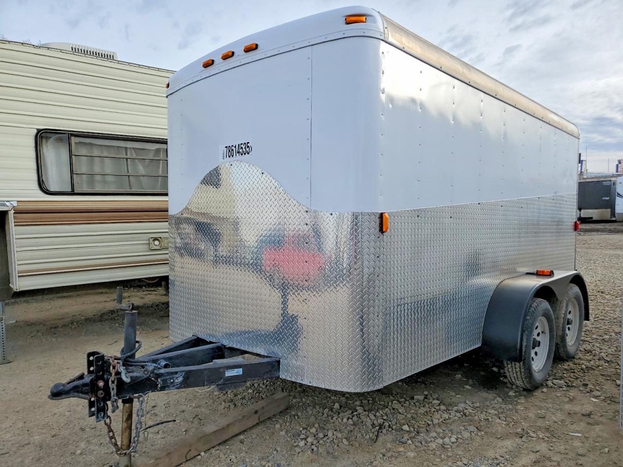 2004 Road Master Enclosed Cargo Trailer