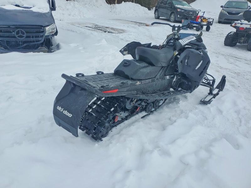2025 Skidoo Renegade X-RS 900 ACE Turbo R