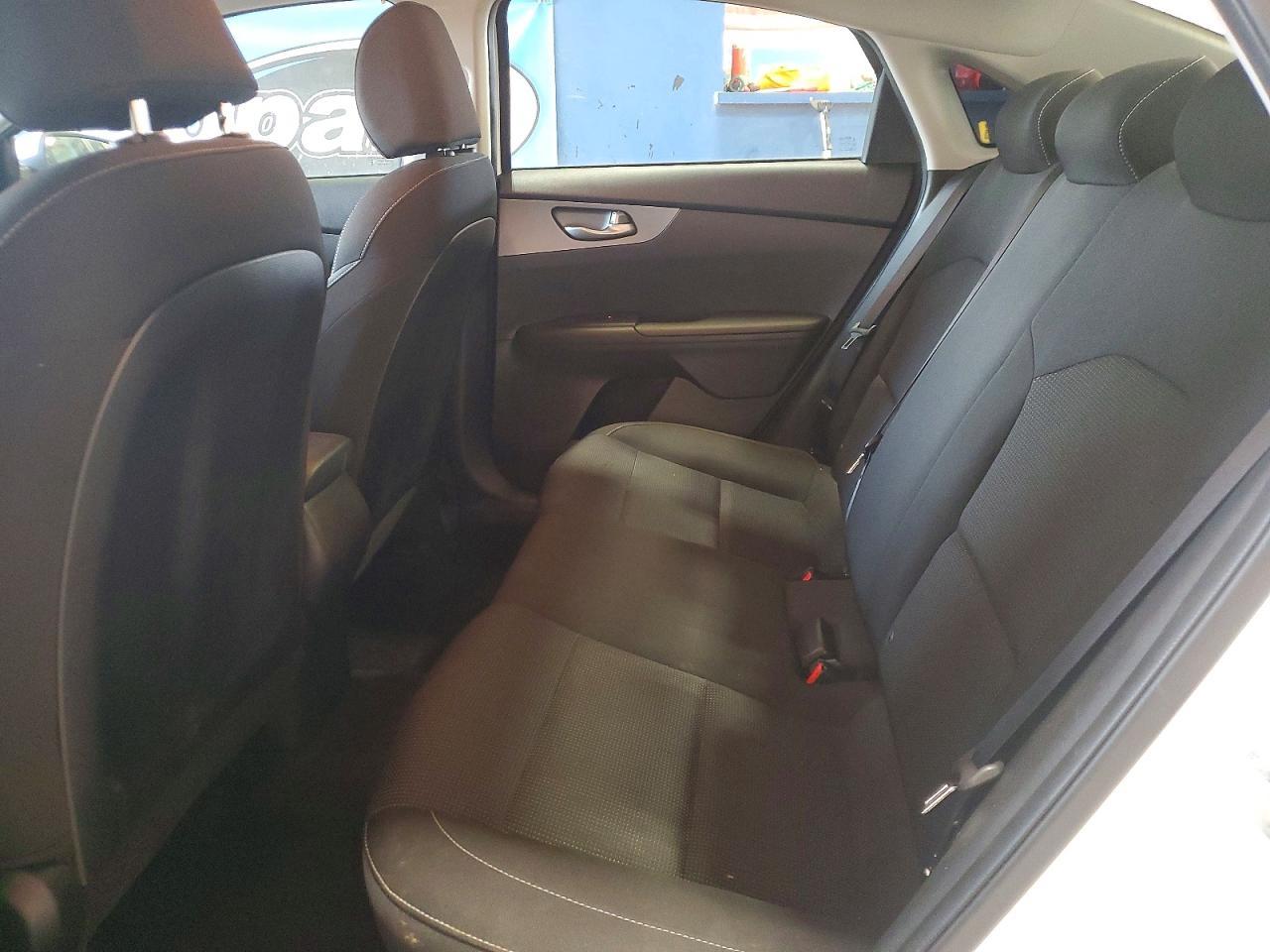 2021 KIA Forte fe