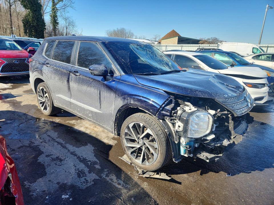 2024 Mitsubishi Outlander se
