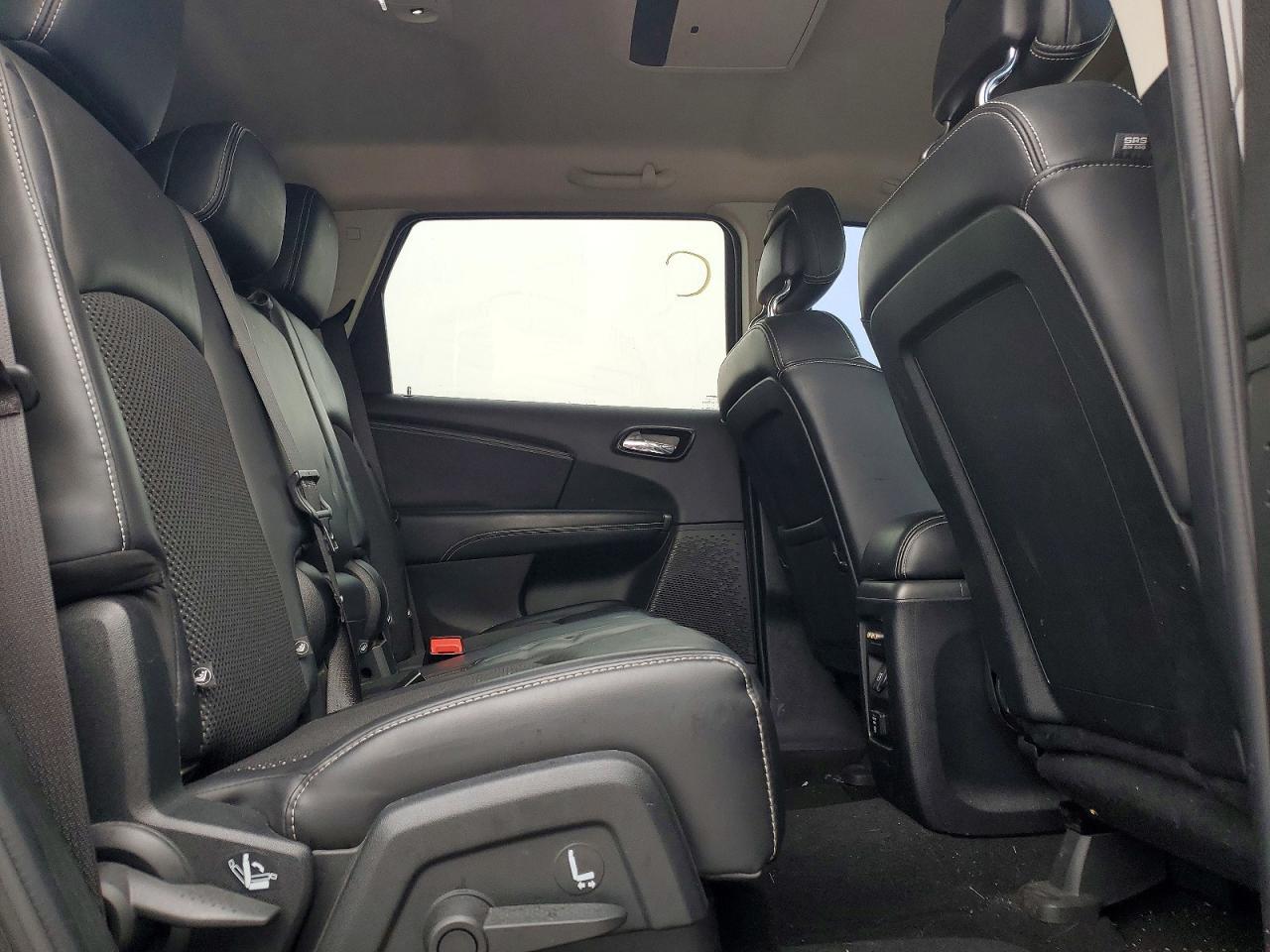 2017 Dodge Journey Crossroad