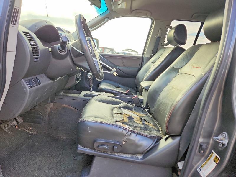 2009 Nissan Frontier Crew cab se