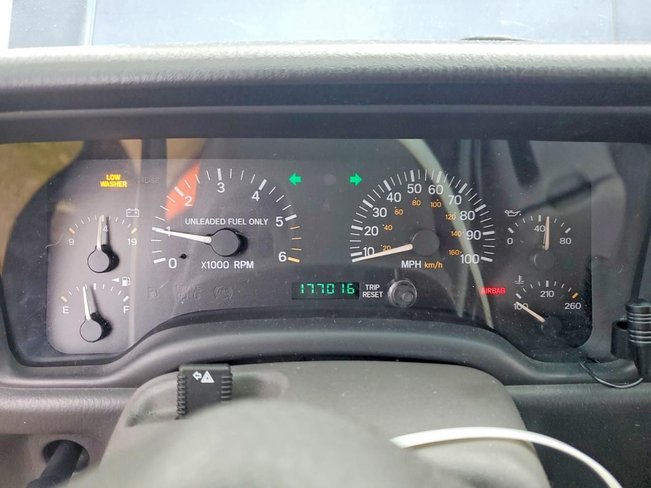 1997 Jeep Cherokee Sport
