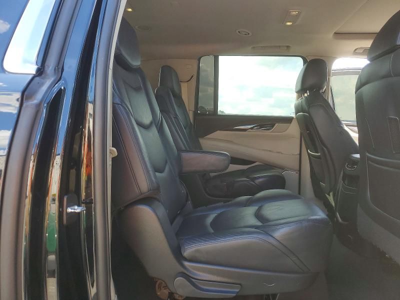 2018 Cadillac Escalade esv Luxury