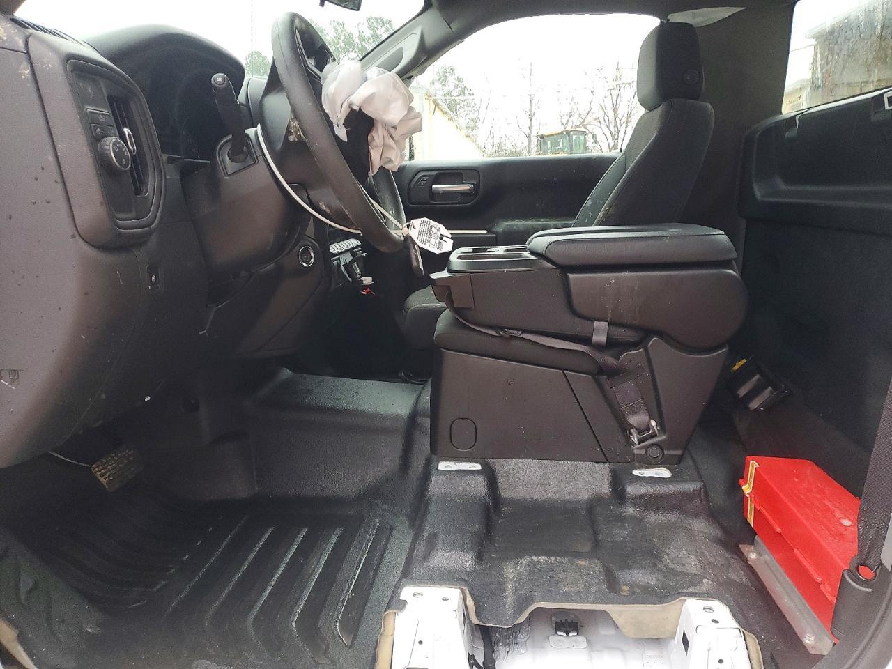 2025 Chevrolet Silverado C1500