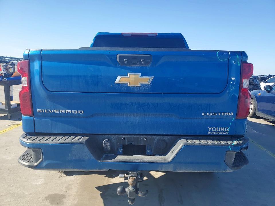 2022 Chevrolet Silverado C1500 Custom