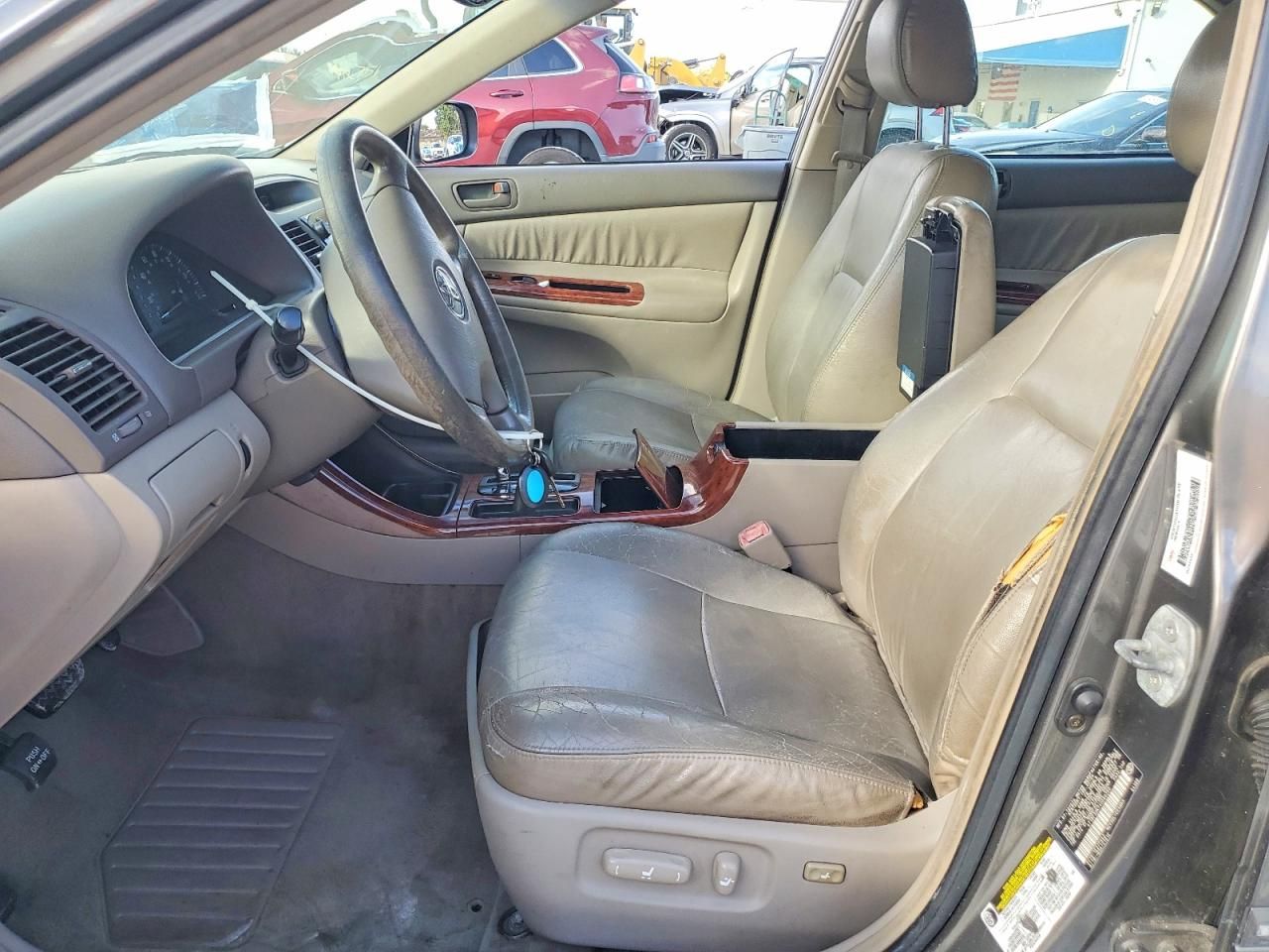 2004 Toyota Camry le