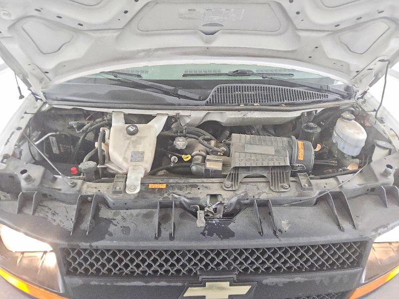2013 Chev Express G2500