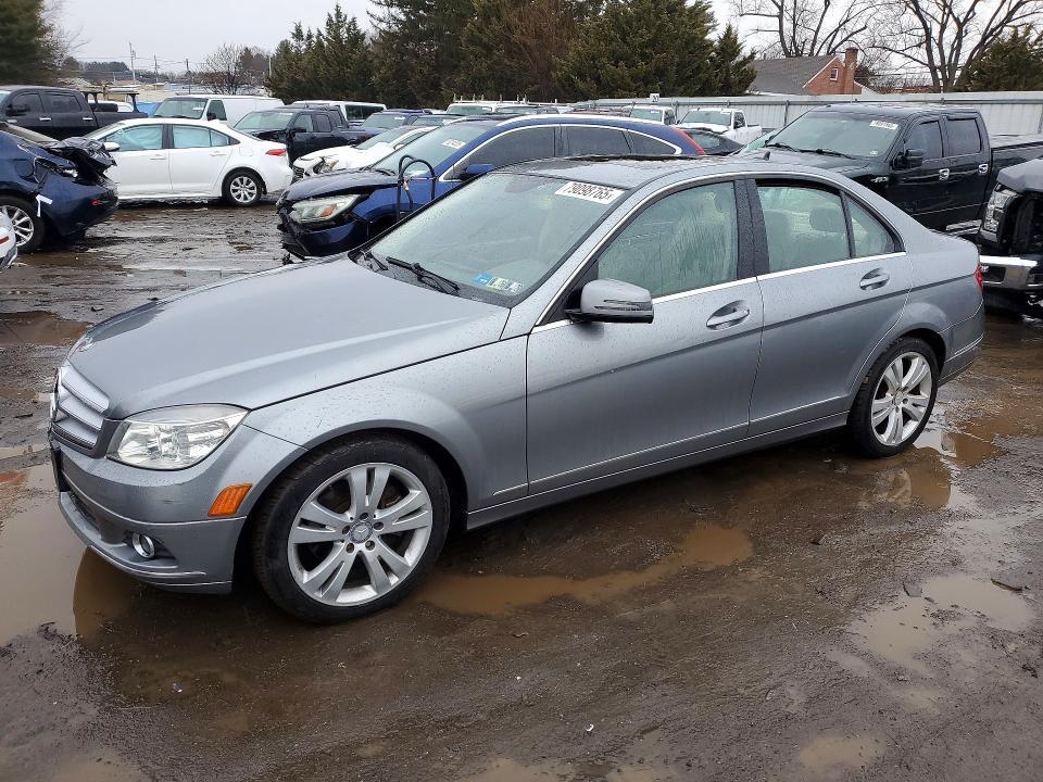 2011 Mercedes-Benz C300