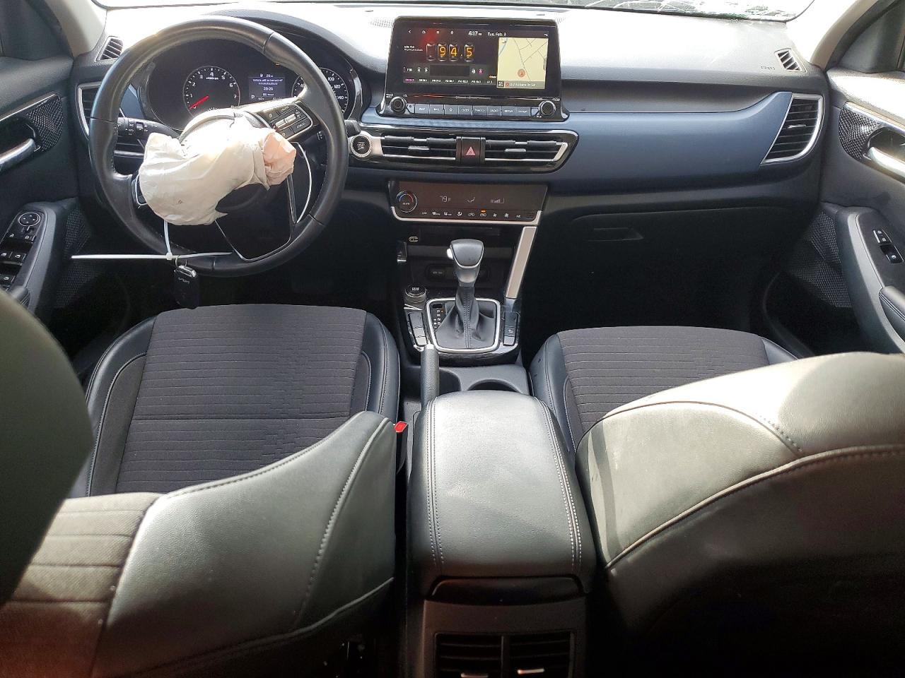 2022 KIA Seltos s