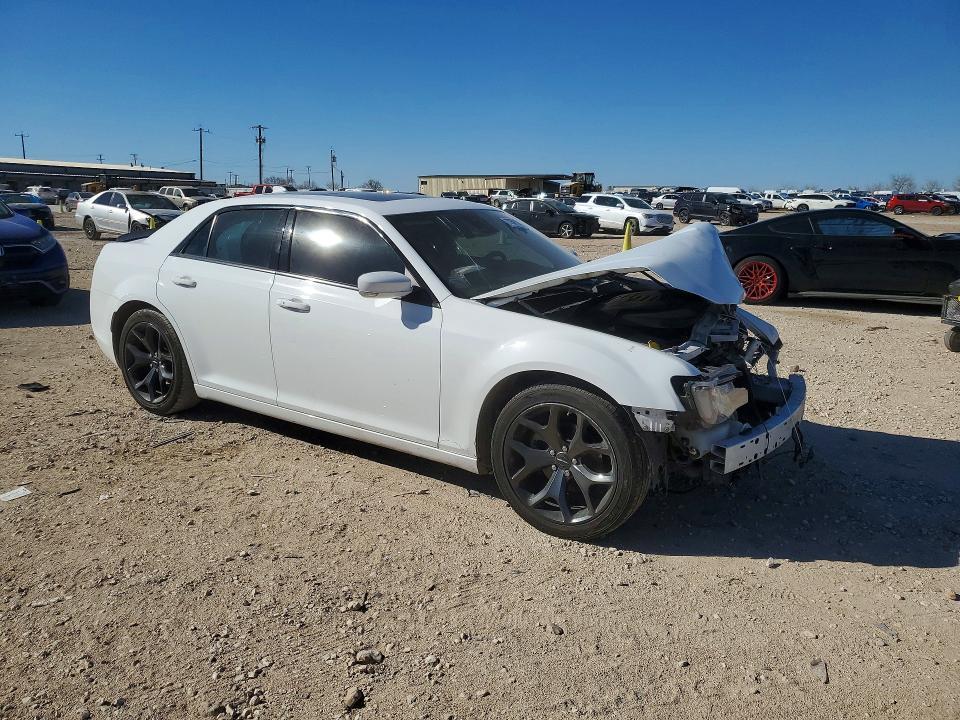 2022 Chrysler 300 s
