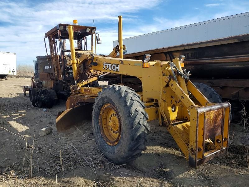 1999 John Deere 770CH Motor Grader