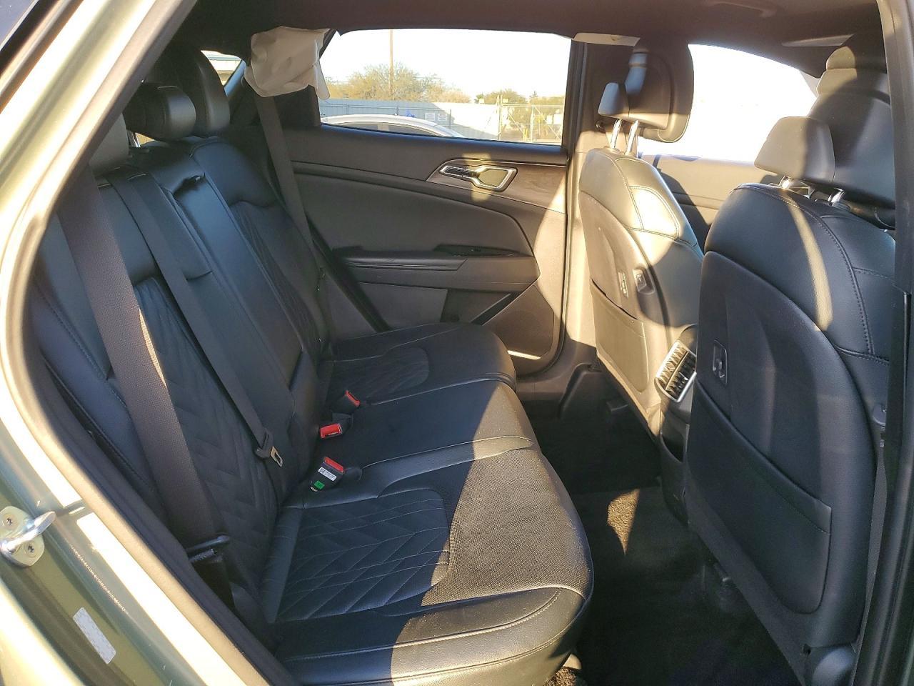2023 KIA Sportage x Line