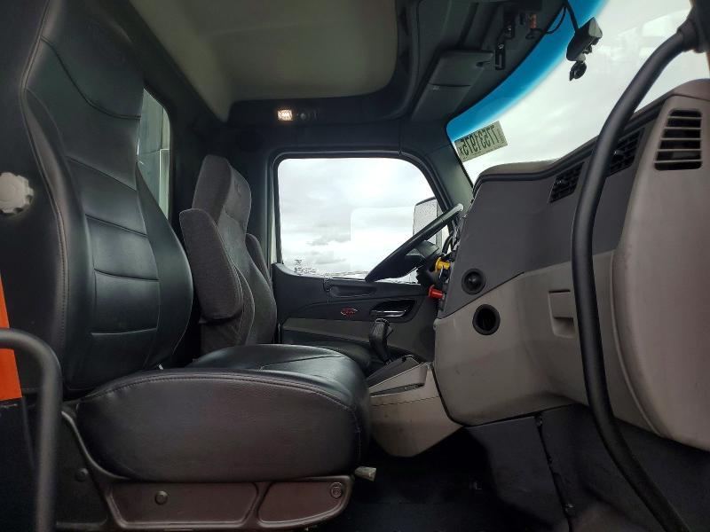 2017 Peterbilt 579
