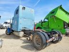 2000 Freigliner 2000 Freightliner Convention Semi Truck