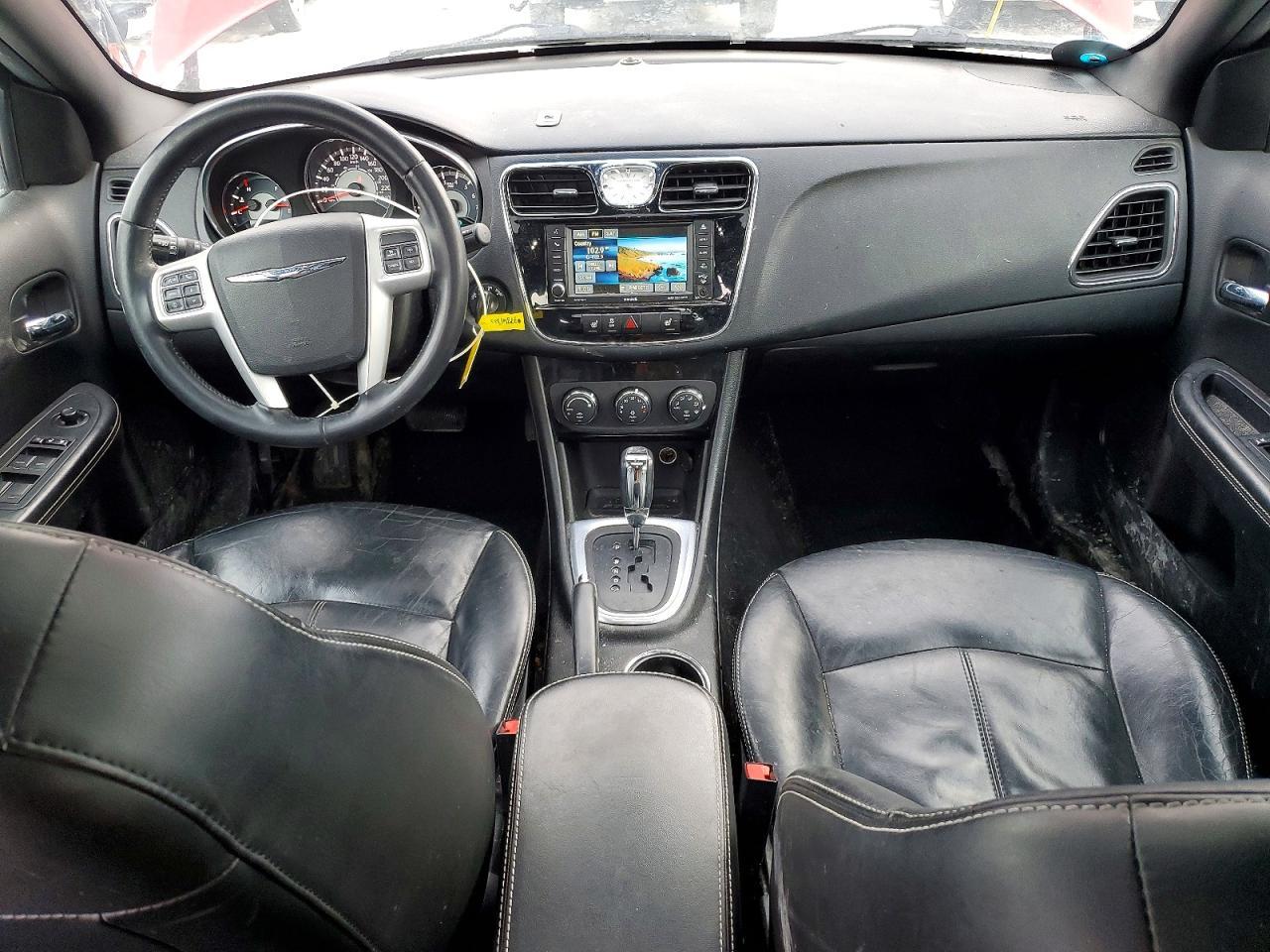 2013 Chrysler 200 Limited