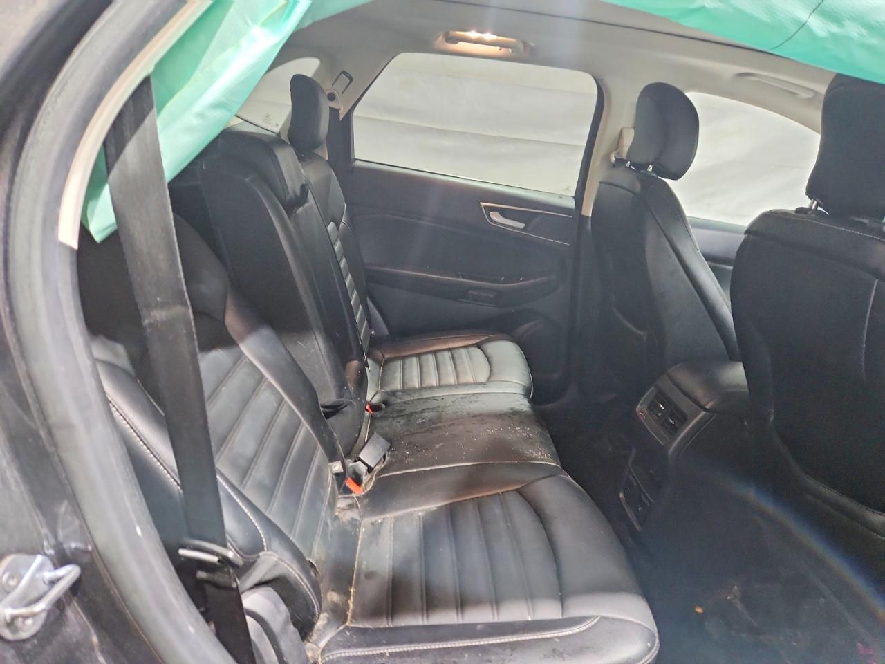 2017 Ford Edge sel